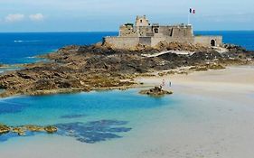 Le Plongeoir De Bon-Secours
